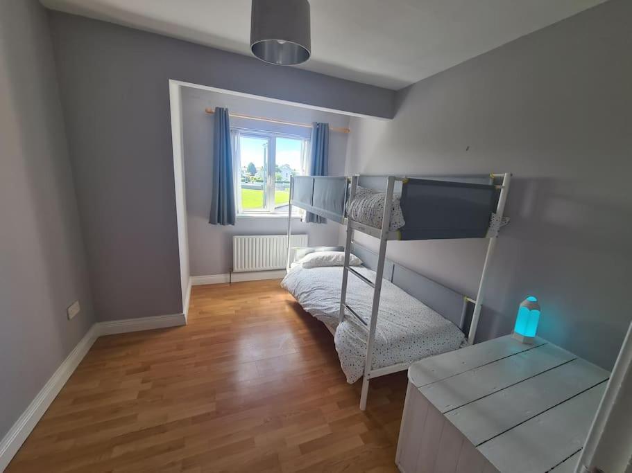 Bundoran Seaside Stays House - Wifi, Large Spacious Home Экстерьер фото