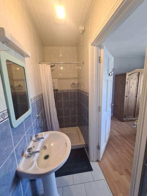Bundoran Seaside Stays House - Wifi, Large Spacious Home Экстерьер фото