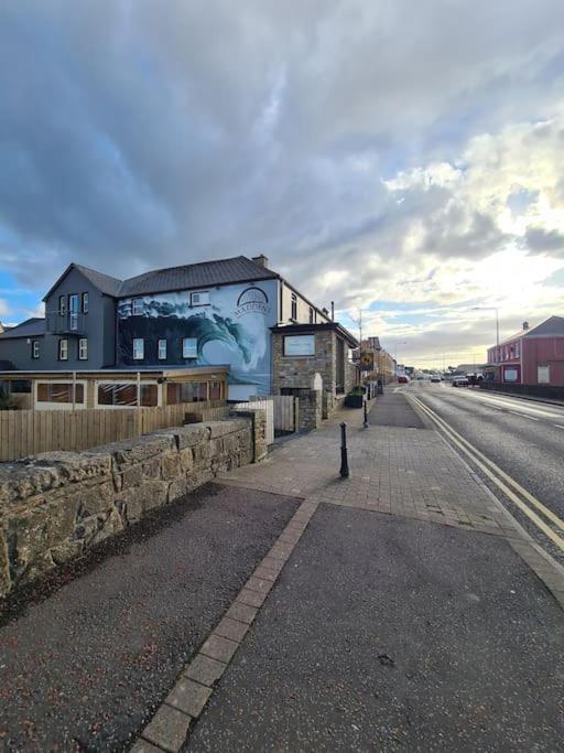 Bundoran Seaside Stays House - Wifi, Large Spacious Home Экстерьер фото