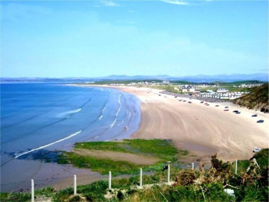 Bundoran Seaside Stays House - Wifi, Large Spacious Home Экстерьер фото