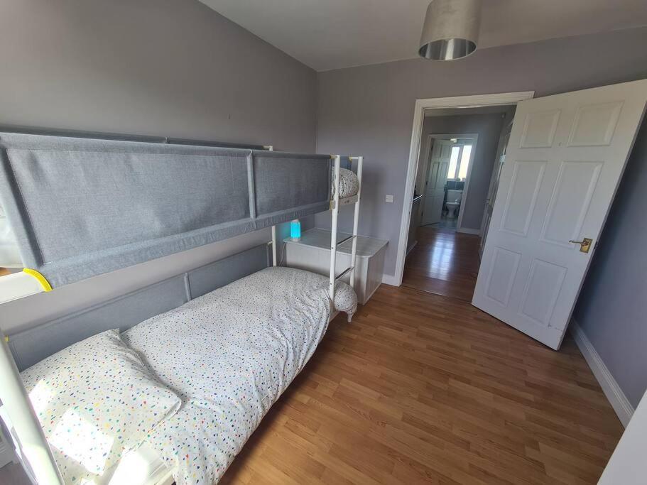Bundoran Seaside Stays House - Wifi, Large Spacious Home Экстерьер фото